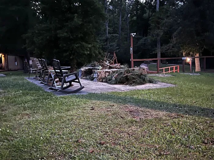 Lunker Lodge and RV Park Picture 6