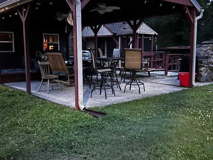 Lunker Lodge and RV Park Picture 10