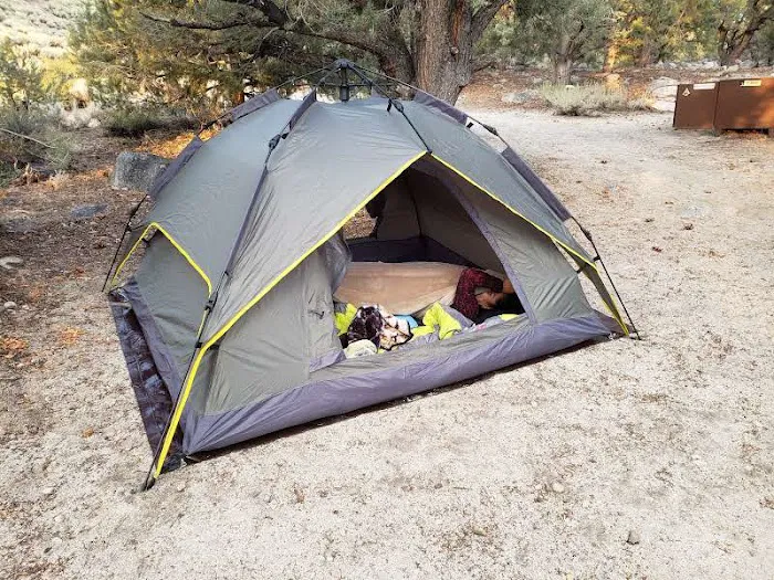 Holiday Campground Picture 9