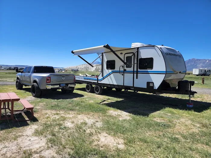 Brown's Owens River Campground Picture 4