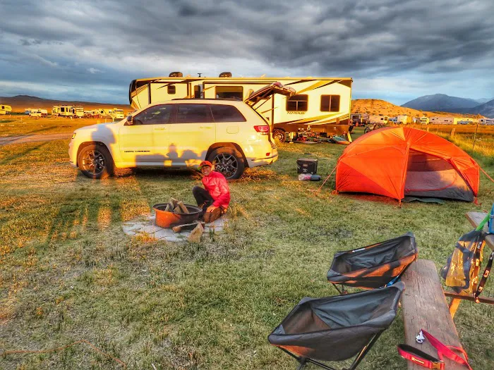 Brown's Owens River Campground Picture 10