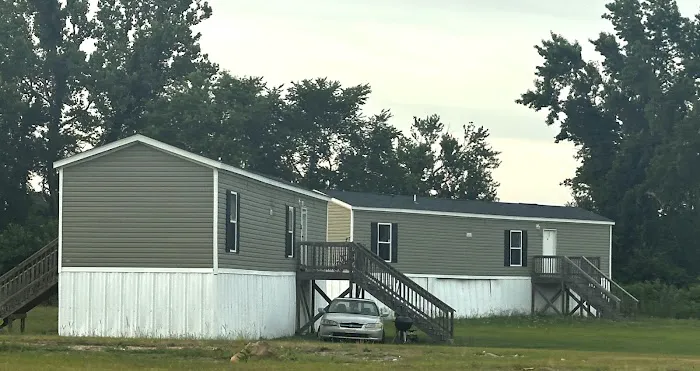 Cypress and Cobb Acres Mobile Home Park Picture 4