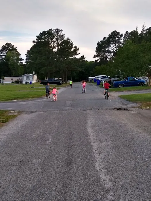 Westwood Mobile Home Community Picture 5