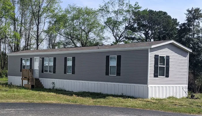 West Winds Mobile Home Community Picture 1