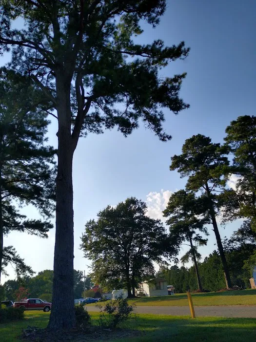 West Winds Mobile Home Community Picture 9