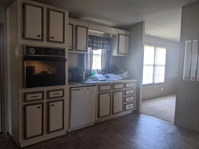 West Winds Mobile Home Community Picture 8