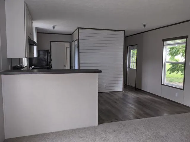 Fairview Mobile Home Community Picture 5