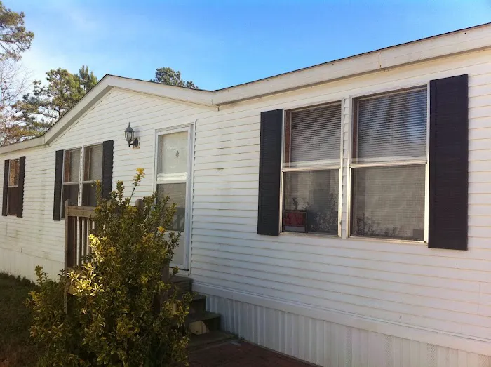 Stone Gate Mobile Home Community Picture 2