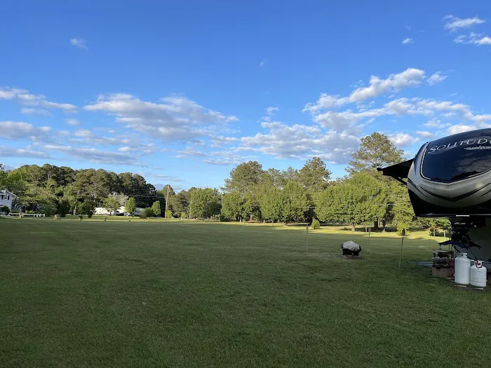 Rons RV Campground Picture 2