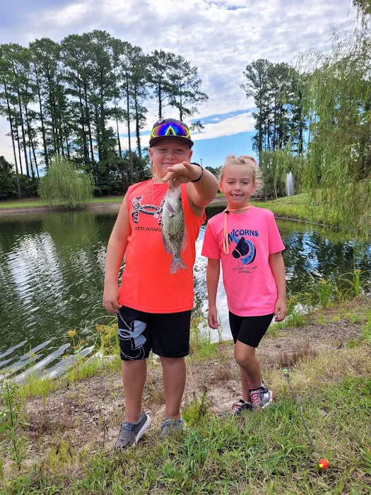 Whispering Oaks RV Resort Picture 1