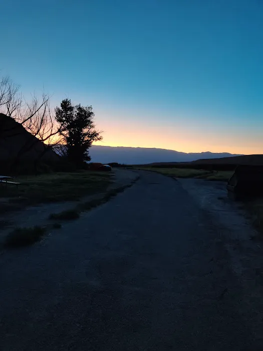 Pleasant Valley Owens River Campground Picture 7