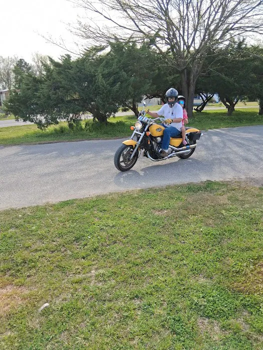 Elks Mobile Home Park Picture 10