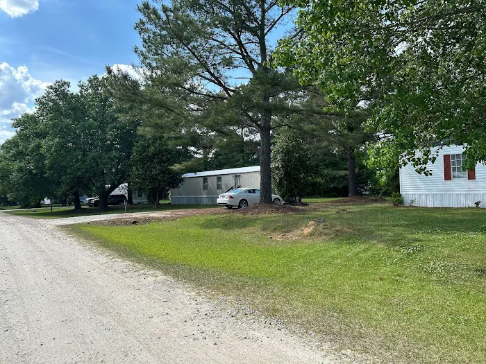 Bailey Meadows Mobile Home Community Picture 3