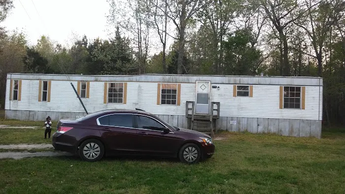 Crestwood Mobile Court Picture 3