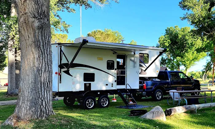 Brown's Town Campgrounds Picture 4