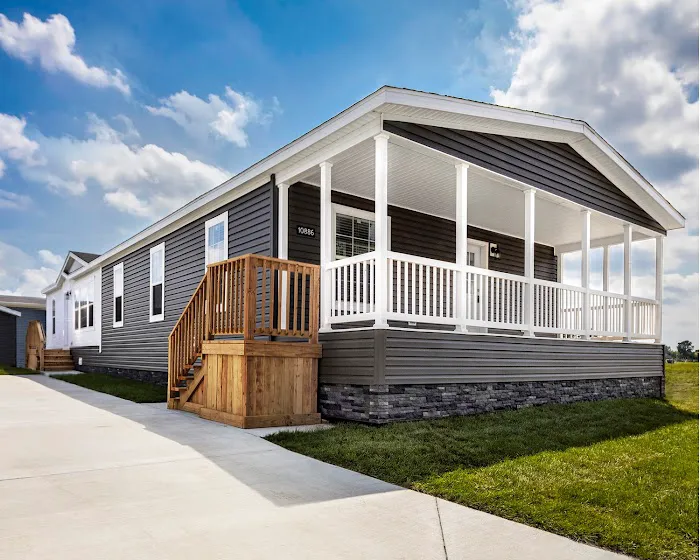 Montgomery Estates Manufactured Housing Community Picture 1