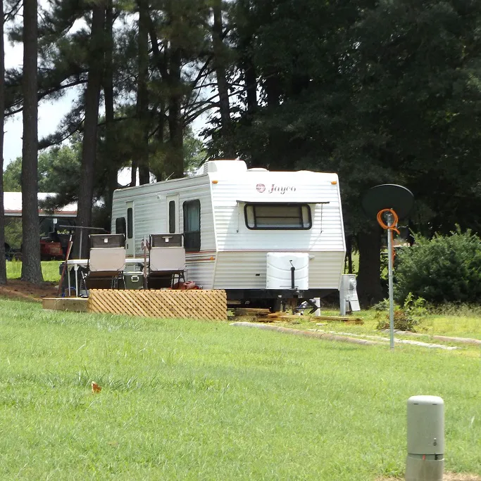 Village Squire Mobile Estates & RV Park Picture 8