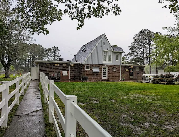 North Pointe RV Resort Picture 9