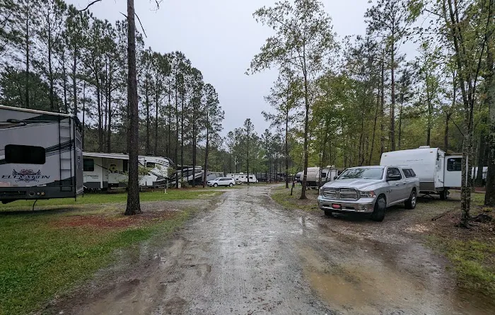 North Pointe RV Resort Picture 6