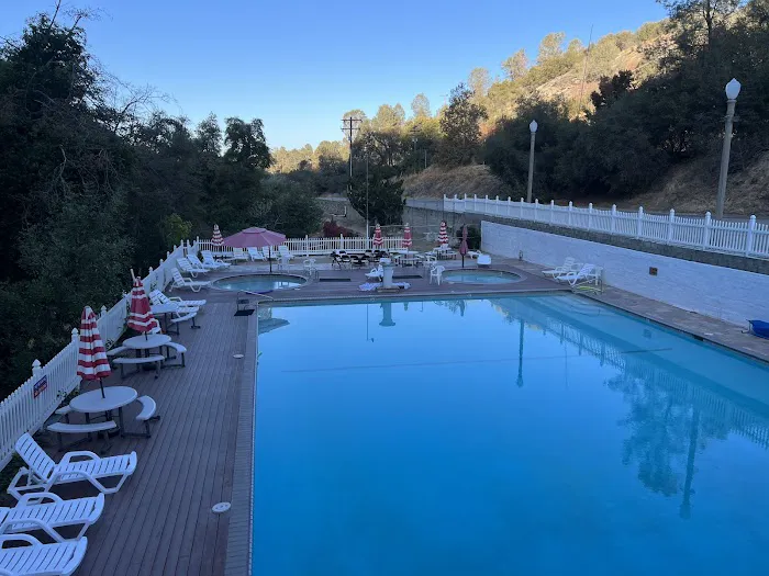 California Hot Springs Resort Picture 2