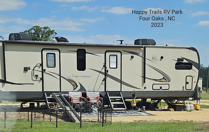Happy Trails RV Park Picture 1