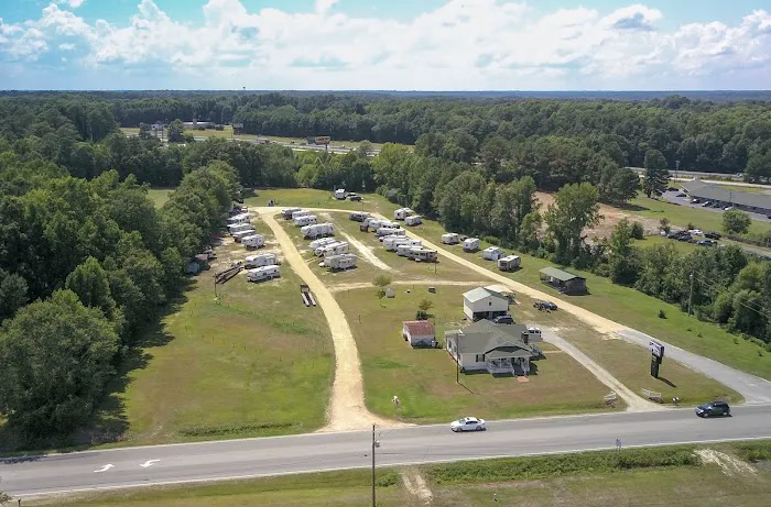 Happy Trails RV Park Picture 3