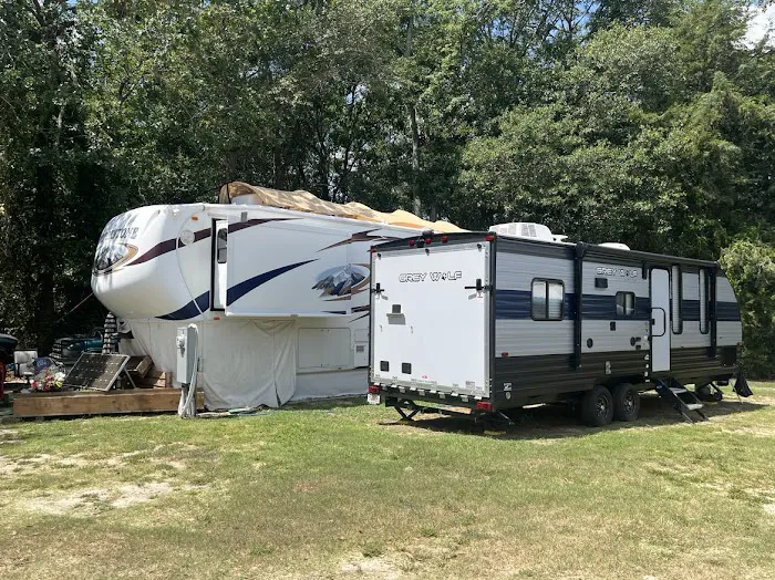 Westbrook Manor RV Picture 6