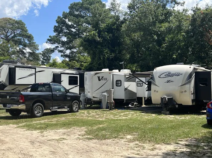 Westbrook Manor RV Picture 5