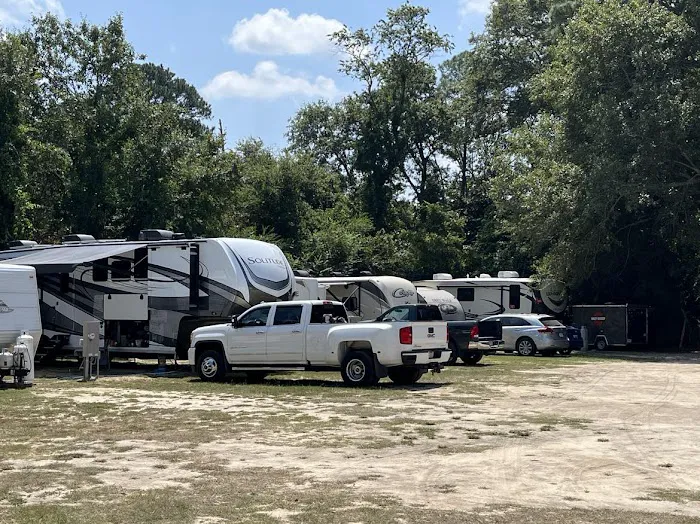 Westbrook Manor RV Picture 9