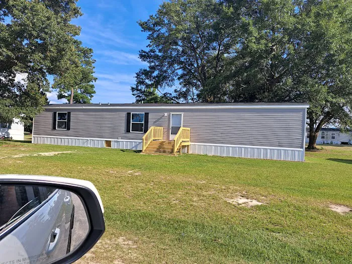 Pleasant Acres Mobile Home Park Picture 3