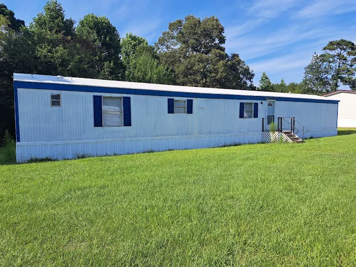 Pleasant Acres Mobile Home Park Picture 8