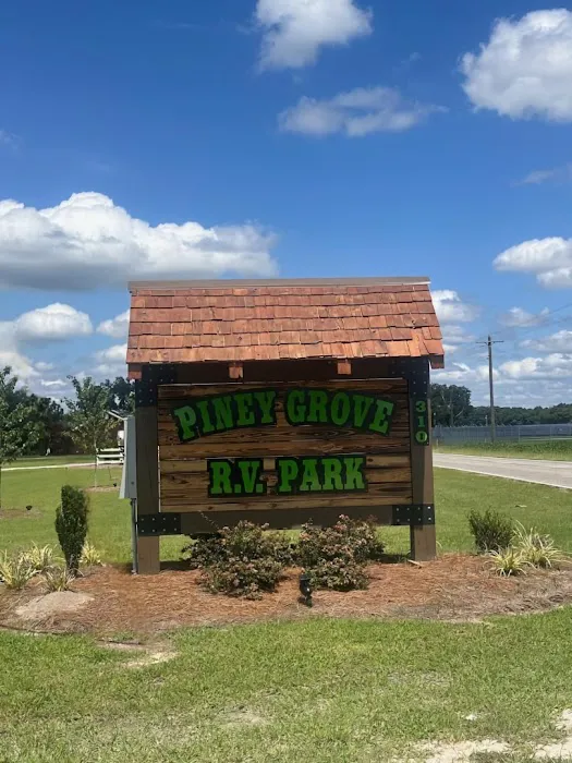 Piney Grove RV Park Picture 8