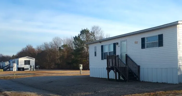 Sleepy Fox Mobile Home Community Picture 7