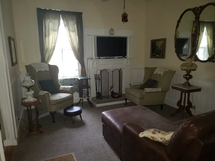 Tobacco Farm Camp Picture 4