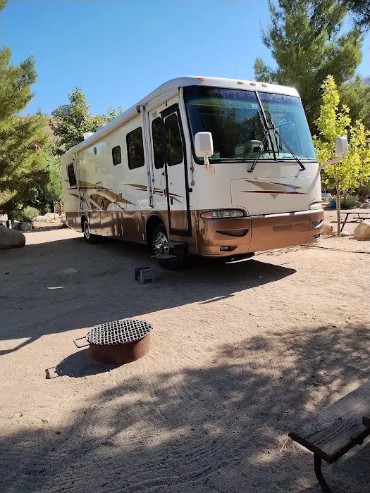 Kern River's Edge Campground Retreat Picture 4