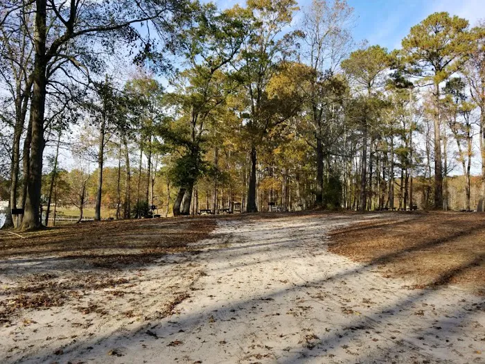 Tucker Lake RV Campground And Storage Picture 5