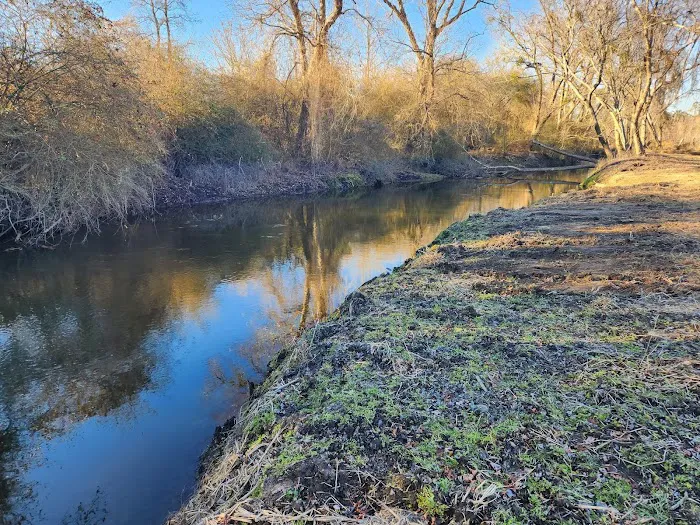 Creekside Living RV Park Picture 5