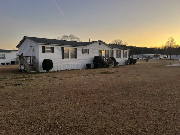 Perry Mobile Estates Picture 2