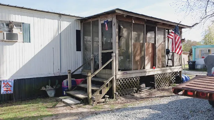 Pink Hill Mobile Home Community Picture 3