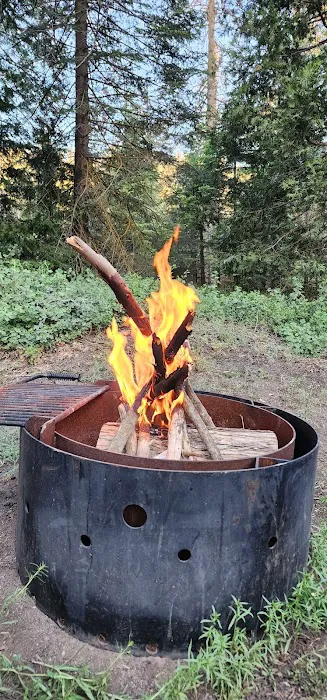 Evans Flat Campground Picture 10