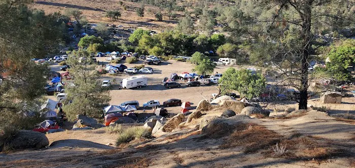 Sandy Hill Campground by Kern River Picture 3