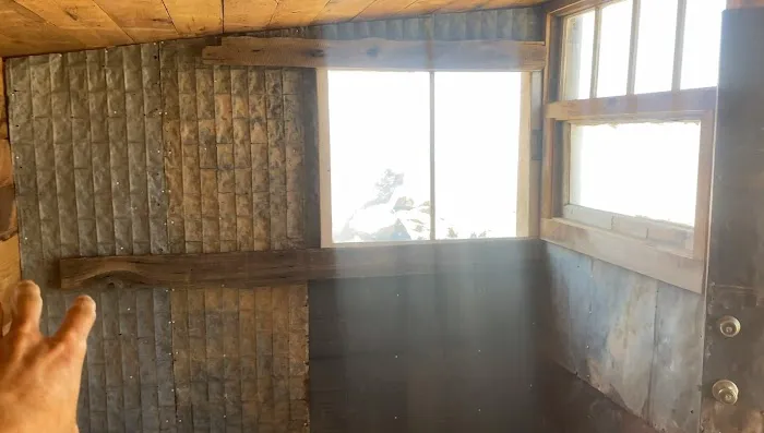 Reclaimed Wood Cabin Picture 1