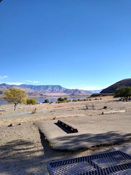 Paradise Cove Campground (Sequoia National Forest) Picture 4