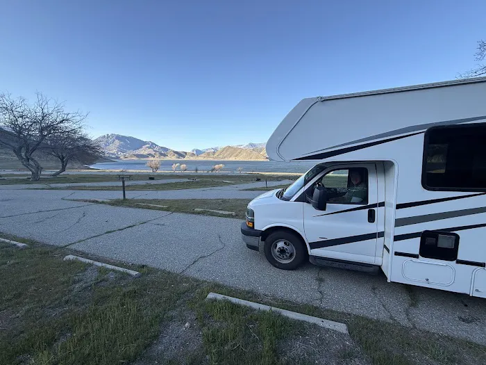 Paradise Cove Campground (Sequoia National Forest) Picture 10