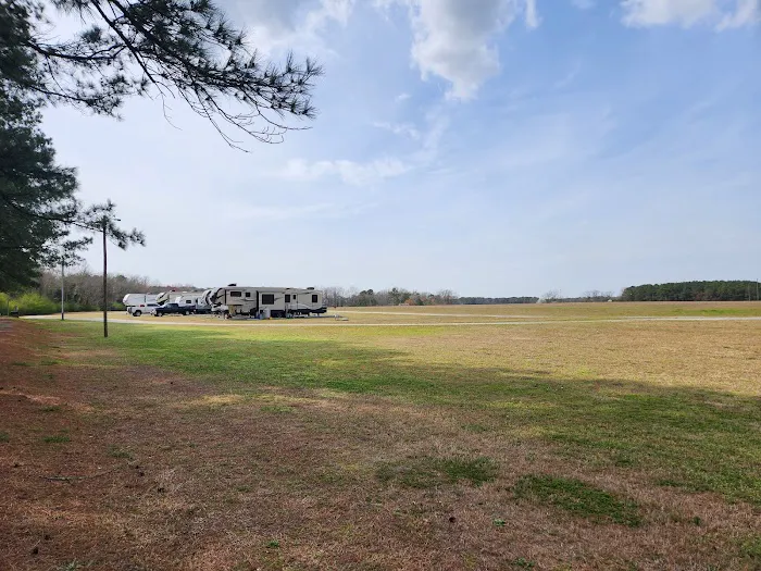 Cipher Green RV Park Picture 4