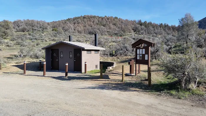 Walker Pass Campground Picture 3