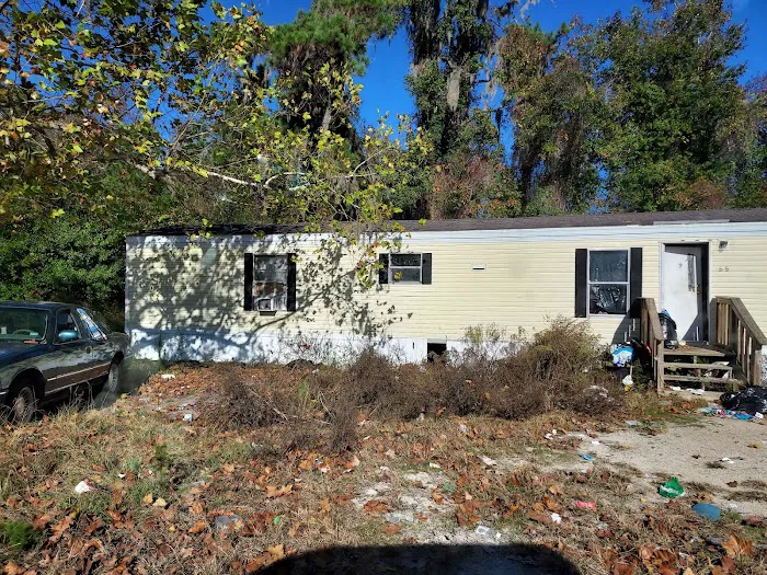 Sandy Ridge Mobile Home Park Picture 2