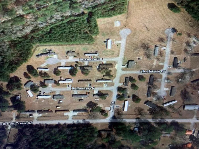 Broad Creek Mobile Home Park Picture 3