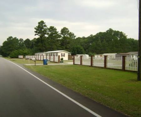 Broad Creek Mobile Home Park