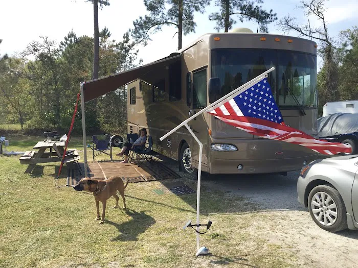 Moonlight Lake RV Park and Cottages Picture 8